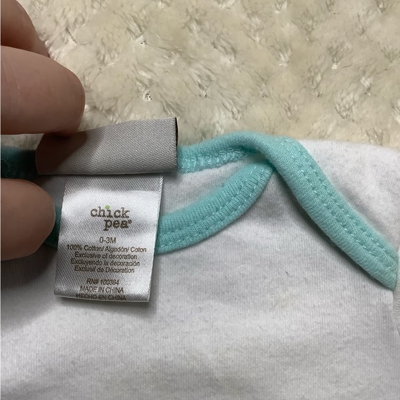 Chick Pea White & Mint Bodysuit 0 to 3 month 0-3M - Picture 2 of 3